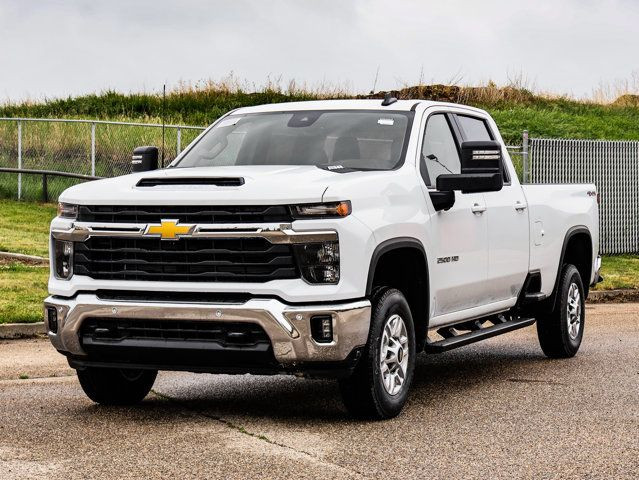 2025 Chevrolet Silverado 2500HD LT in Cars & Trucks in Strathcona County - Image 4