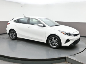 2024 Kia Forte5 EX