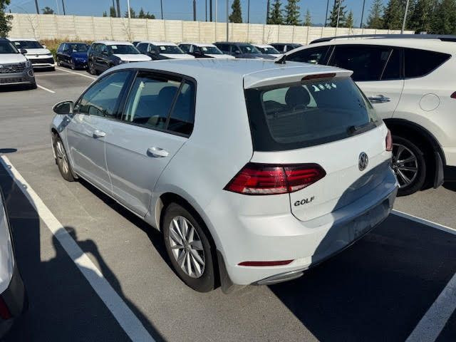 2018 Volkswagen Golf Trendline | One Owner | 5-Speed Manual in Cars & Trucks in Tricities/Pitt/Maple - Image 2