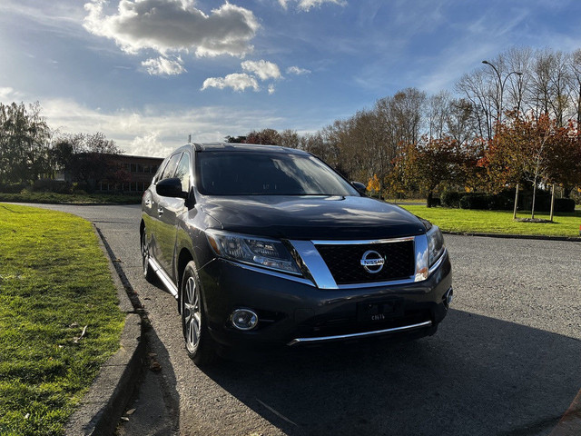 2014 Nissan Pathfinder 4WD in Cars & Trucks in Delta/Surrey/Langley - Image 2