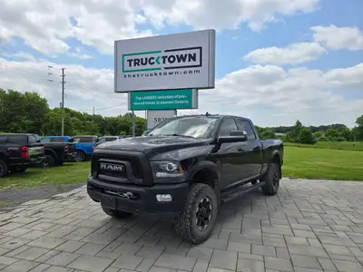 2018 Ram 2500 Power Wagon 4x4 Crew Cab Level II with 6.4L. Only 71,000kms! Super low mileage! Equipp...
