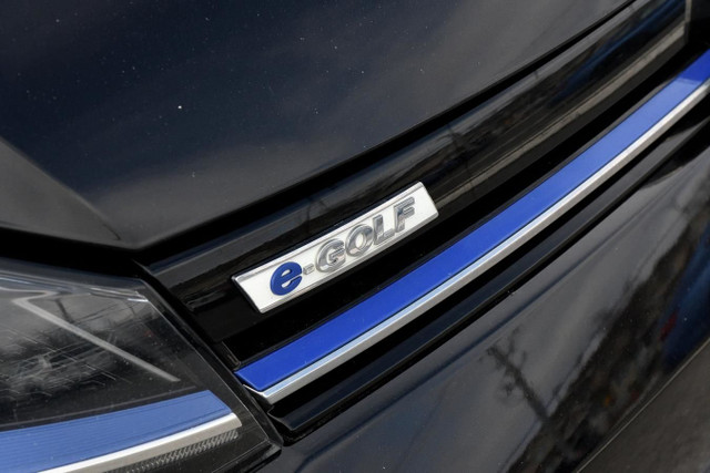 Volkswagen e-Golf Comfortline 4 portes 2020 à vendre in Cars & Trucks in Saint-Jean-sur-Richelieu - Image 4