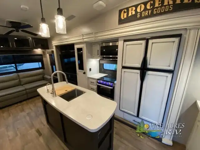 2021 Jayco Eagle 321RSTS in Travel Trailers & Campers in Truro - Image 81