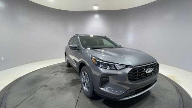 2025 Ford Escape ST-Line in Cars & Trucks in Strathcona County - Image 2