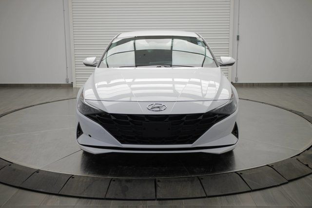 2023 Hyundai Elantra Preferred in Cars & Trucks in Calgary - Image 2