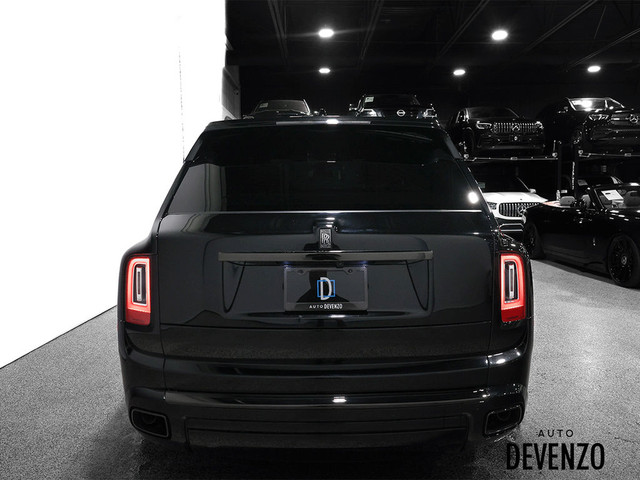 2022 Rolls-Royce Cullinan Black Badge / Mandarin Interior / Shoo in Cars & Trucks in Laval / North Shore - Image 4