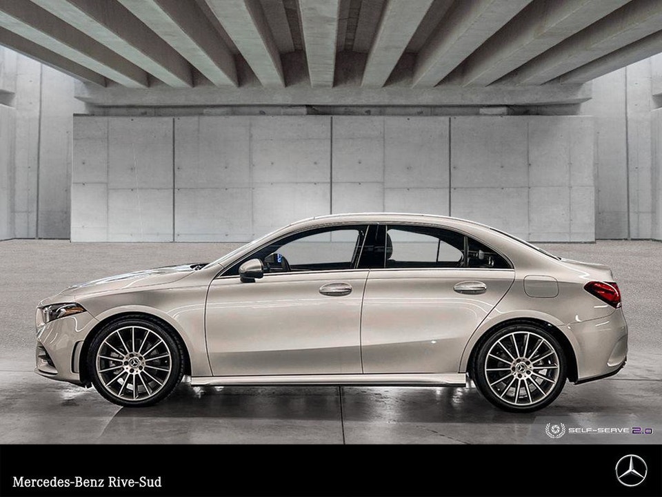2022 Mercedes-Benz A-CLASS A220