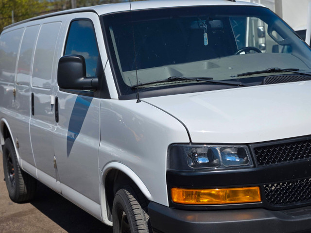 2019 Chevrolet Express RWD 3500 135" in Cars & Trucks in City of Toronto - Image 4