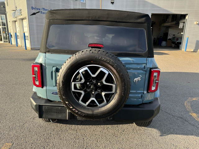 2021 Ford Bronco in Cars & Trucks in Cornwall - Image 4