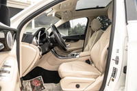 VEHICLE HIGHLIGHTS: BACKUP CAMERA, NAVIGATION SYSTEM, ALL WHEEL, ONSTAR, HD RADIO, PANORAMA ROOF, HE... (image 9)