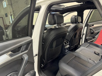 CLEAN CARFAX! LOCAL ONTARIO 1 OWNER! AUDI DEALER TRADE-IN! TOP OF THE LINE! MOST DESIRABLE COLOR COM... (image 9)