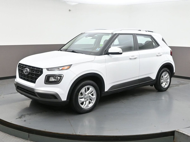 2020 Hyundai Venue Preferred JUST TRADED!! LOW KMS and Greenligh in Cars & Trucks in Dartmouth - Image 3