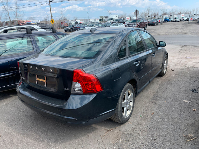 2009 Volvo S40 2.4L in Cars & Trucks in Ottawa - Image 2