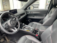 2022 Mazda CX-5 GT AWD with only 32,000kms! Clean history with no accidents See Carfax attached . Lo... (image 9)
