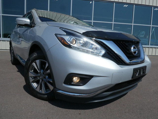2015 Nissan Murano AWD, SV, Nav, Sunroof, Low KM's in Cars & Trucks in Moncton