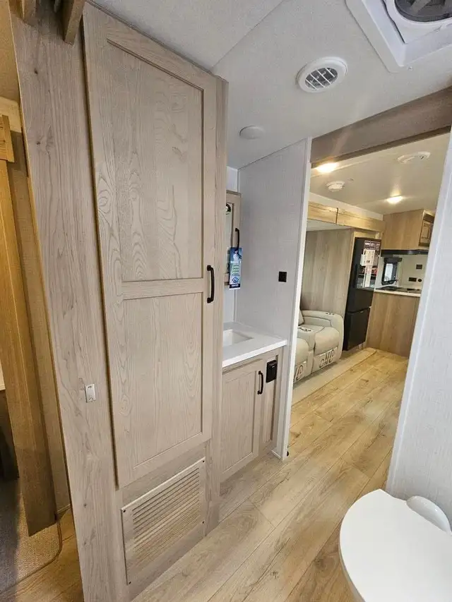 2025 Rockwood Ultra Lite 2619FK in Travel Trailers & Campers in Annapolis Valley - Image 21