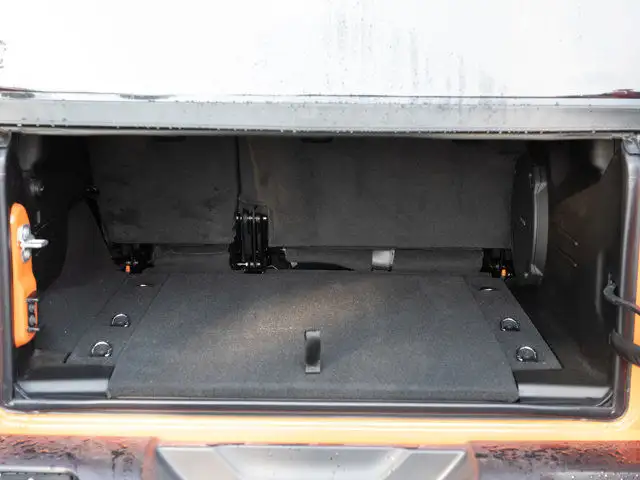 2025 Jeep Wrangler Rubicon in Cars & Trucks in Calgary - Image 24