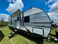 2023 East to West Della Terra 271BH Travel Trailer with Bunkbeds