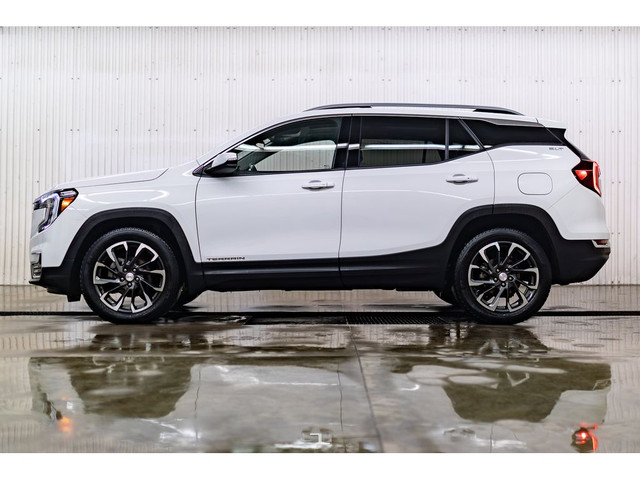 2022 GMC Terrain AWD SLT Leather Roof Nav BCam in Cars & Trucks in Grande Prairie - Image 3