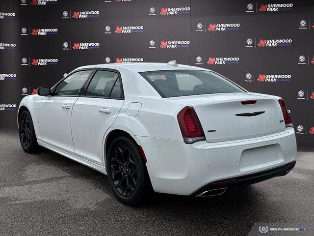 2022 Chrysler 300 Touring L | AWD | LEATHER SEATS | NAVI | FOG in Cars & Trucks in Strathcona County - Image 4