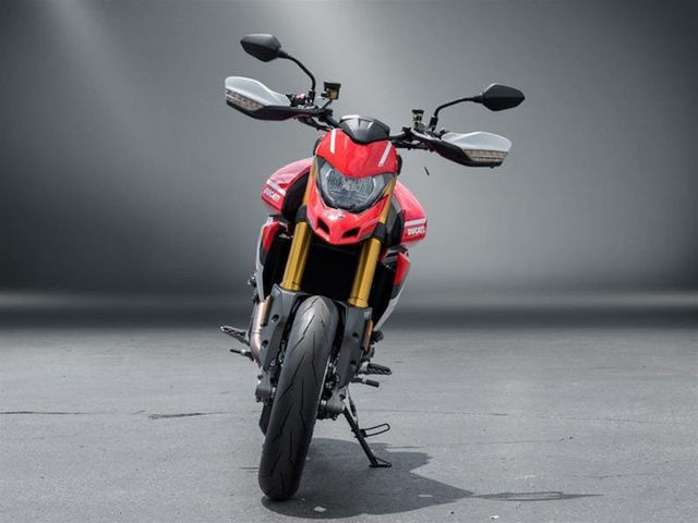 2023 Ducati Motorcycle Hypermotard 950 SP Livery in Street, Cruisers & Choppers in City of Toronto - Image 2