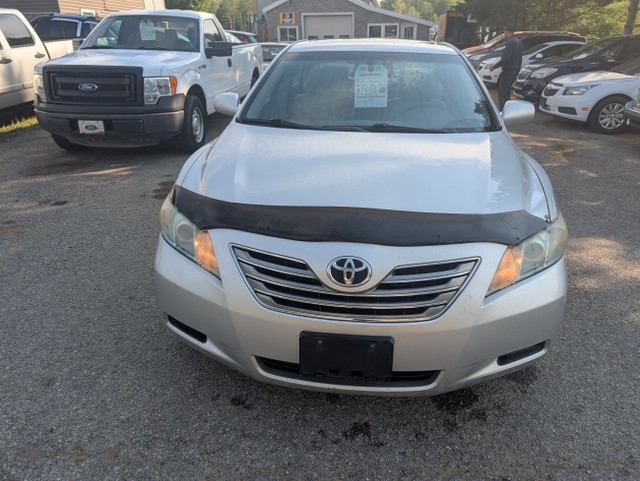 2008 Toyota Camry Hybrid Le hybrid in Cars & Trucks in Kingston - Image 2