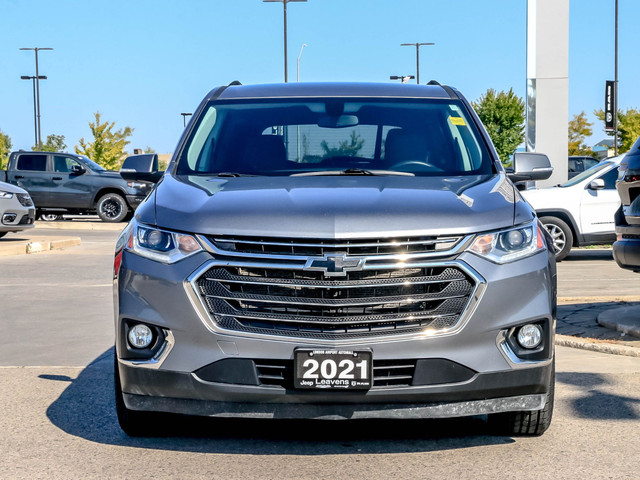 2021 Chevrolet Traverse LT Cloth AWD | V6 | HEATED SEATS | BA... in Cars & Trucks in London - Image 2