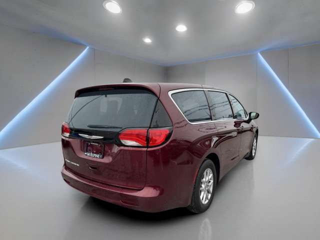 2023 Chrysler Grand Caravan SXT/CERTIFIED/ACCIDENT FREE in Cars & Trucks in Markham / York Region - Image 4