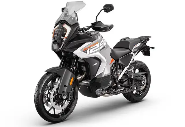 2024 KTM 1290 SUPER ADVENTURE S in Sport Touring in Longueuil / South Shore - Image 6