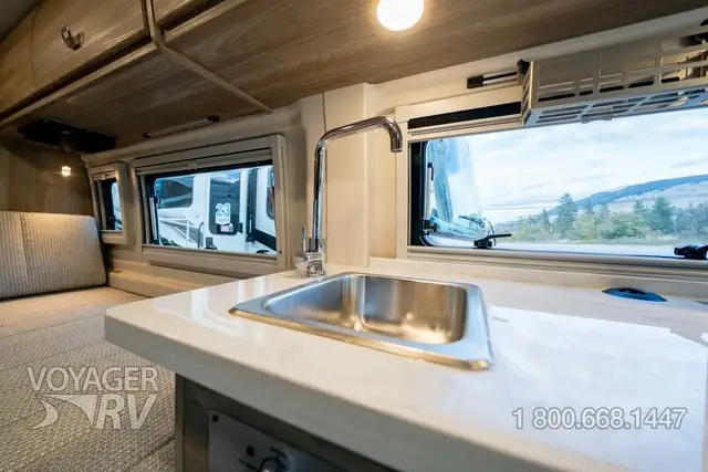 2025 Winnebago Travato 59K in RVs & Motorhomes in Kelowna - Image 10