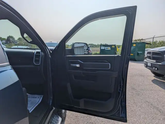 2022 RAM 3500 Big Horn in Cars & Trucks in London - Image 24