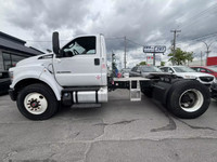 Ford f750 diesel 6.7 automatique vendu sans le flat bed possibilité de l’installer environs 15-20k$... (image 7)