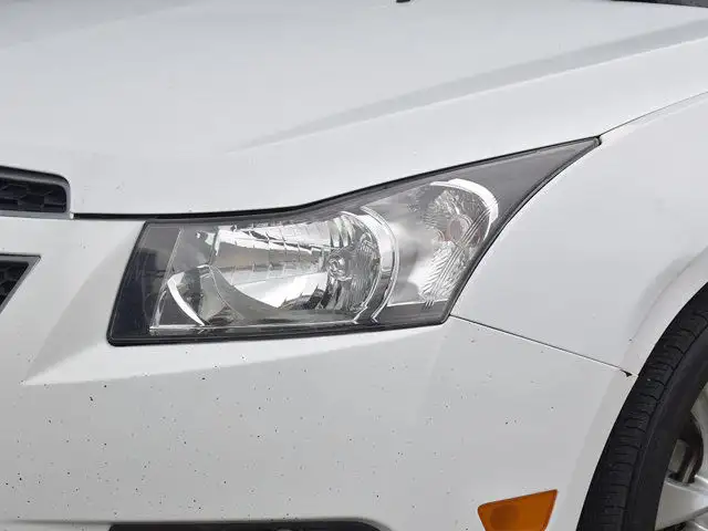 2014 Chevrolet Cruze LTZ in Cars & Trucks in Red Deer - Image 10