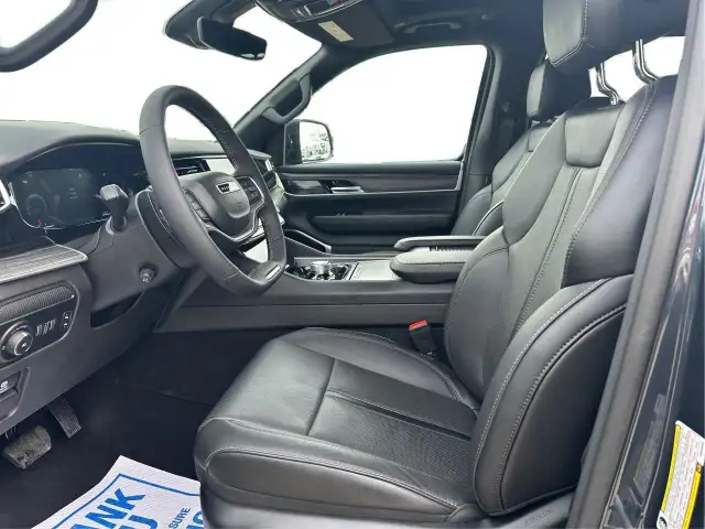  EX-DEMO 2023 JEEP WAGONEER L SERIES lll LOW LOW MILEAGE in Cars & Trucks in Red Deer - Image 10