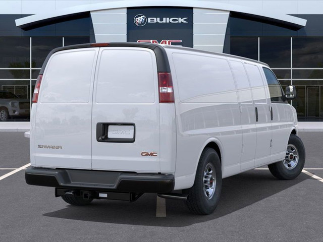 2025 GMC Savana Cargo 2500 WT 155 dans Autos et camions  à Ville de Montréal - Image 4