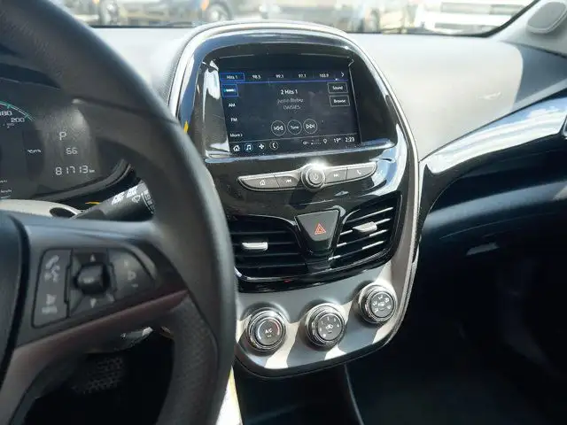 2022 Chevrolet Spark 1LT | Backup Cam | Cloth Interior dans Autos et camions dans Ville d’Edmonton - Image 18