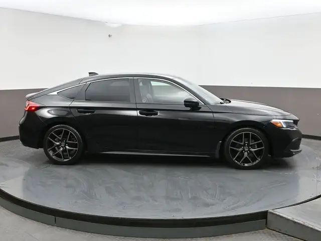 2024 Honda Civic One Owner & Fully Certified Sport Touring, Leat in Cars & Trucks in City of Halifax - Image 34