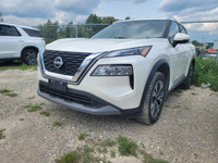 *Moonroof, Apple CarPlay, Android Auto, Heated Seats, Heated Steering Wheel!* The Rogue is built to... (image 2)