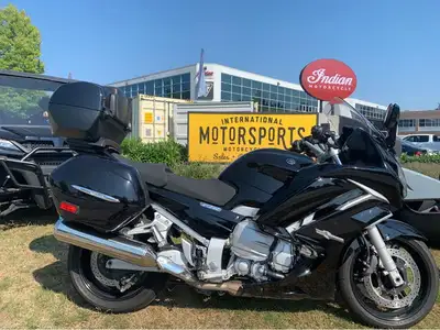 2015 Yamaha FJR 1300 bike is an impeccable condition for the 54,000 km on it! Engine Type: DOHC, 16...
