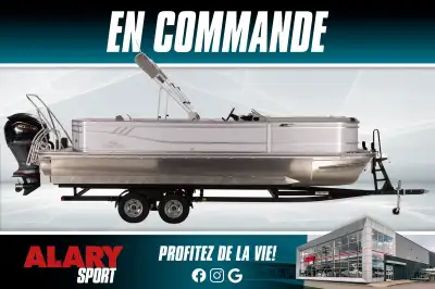 Ce PONTON G3 SELECT 324 SL 2025 est disponible DÈS MAINTENANT! Contactez-nous au 450-420-2707. PDSF:...
