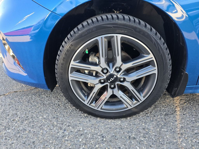2024 Kia Forte EX | HTD STS | NAV | SUNROOF | BLIND SPOT in Cars & Trucks in Calgary - Image 4