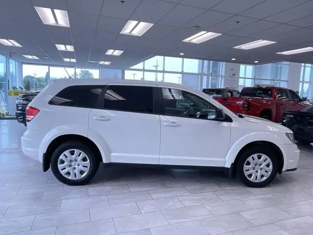 2018 Dodge Journey Canada Value Pkg | Front Wheel Drive in Cars & Trucks in Prince George - Image 14