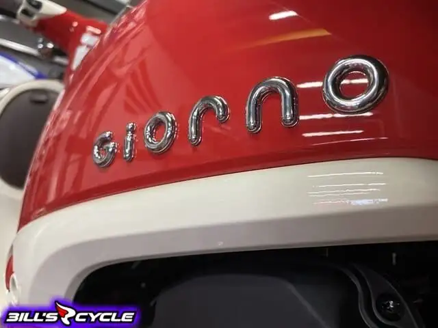 2025 HONDA NCW 50 S Giorno Red in Scooters & Pocket Bikes in Winnipeg - Image 3