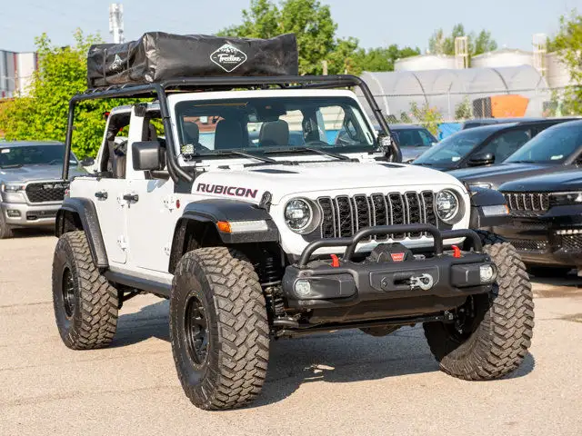 2025 Jeep Wrangler Rubicon, 2 Inch Lift, 38 Inch Tires & MORE in Cars & Trucks in Calgary - Image 18