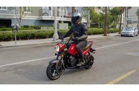 Navi in Street, Cruisers & Choppers in Edmonton - Image 4
