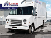 2012 Workhorse CUSTOM CHASSIS W62 BOX TRUCK / CUBE VAN UNICELL