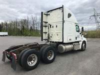 2020 FREIGHTLINER T12664ST;Heavy Duty Trucks - Conventional Truck w/ Sleeper Penske Location 2824 EI... (image 6)