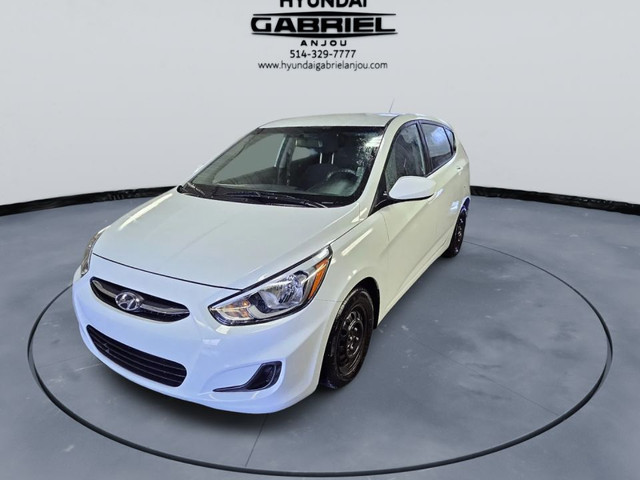2016 Hyundai Accent LE / SE 5-Door 6A in Cars & Trucks in City of Montréal