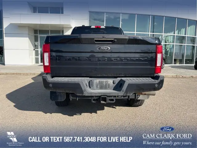 2022 Ford F-350 Lariat HEATED / COOLED SEATS | MOONROOF | REM... in Cars & Trucks in Red Deer - Image 7