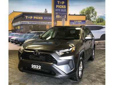  2022 Toyota RAV4 XLE, AWD, Sunroof, One Owner, Low Kms & Certif